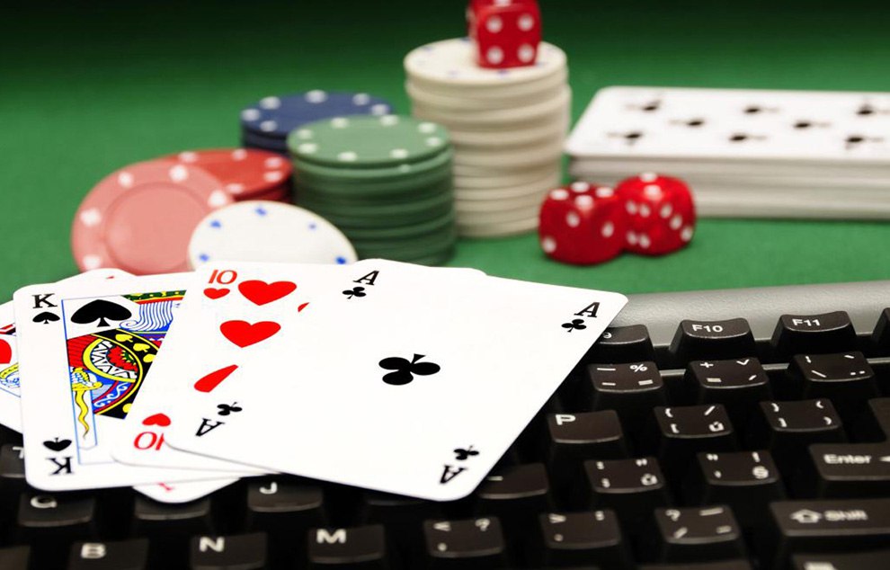 Преимущества игры в покер
